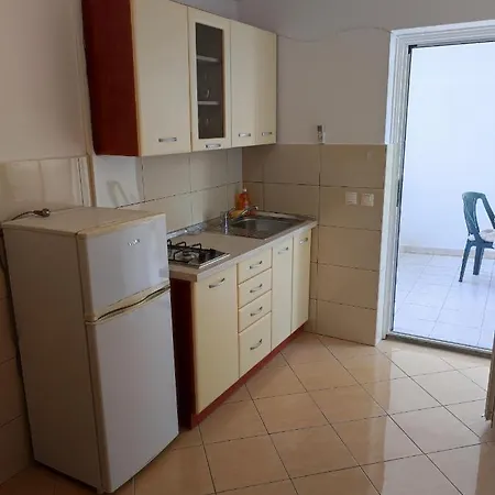 Apartments Katica Metajna Exterior photo