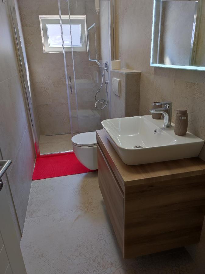 Katica Apartment *